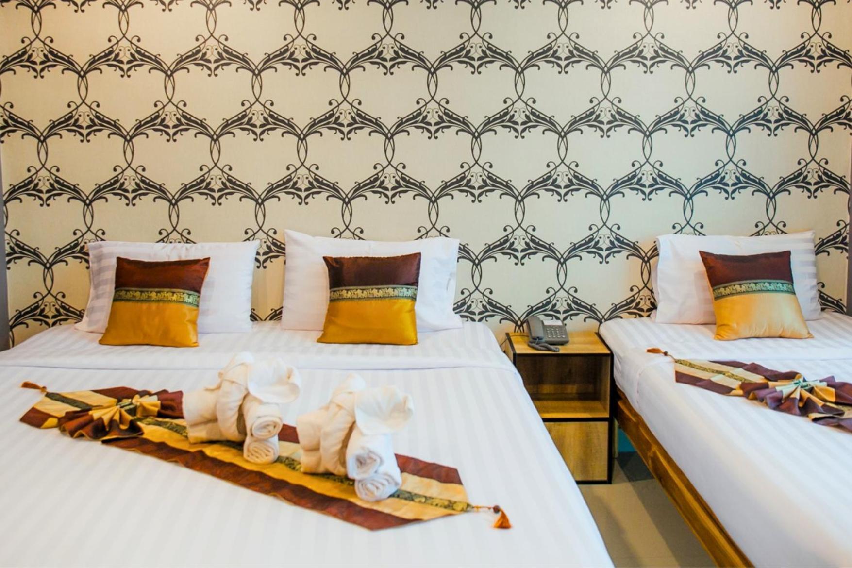 Km Hotel Чиангмай Екстериор снимка