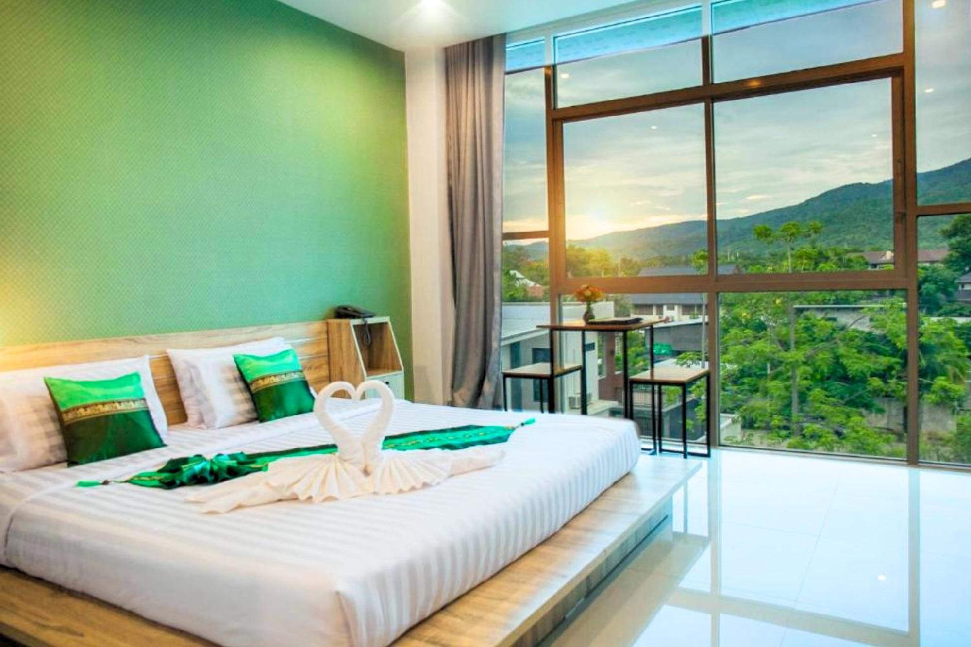 Km Hotel Чиангмай Екстериор снимка