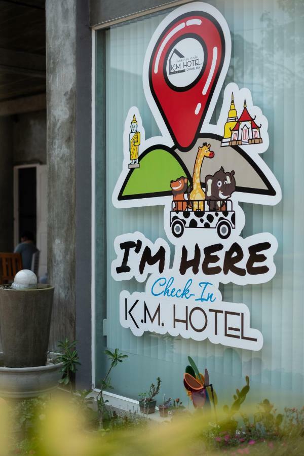 Km Hotel Чиангмай Екстериор снимка