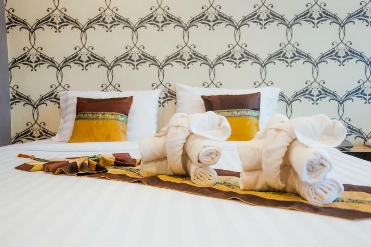 Km Hotel Чиангмай Екстериор снимка