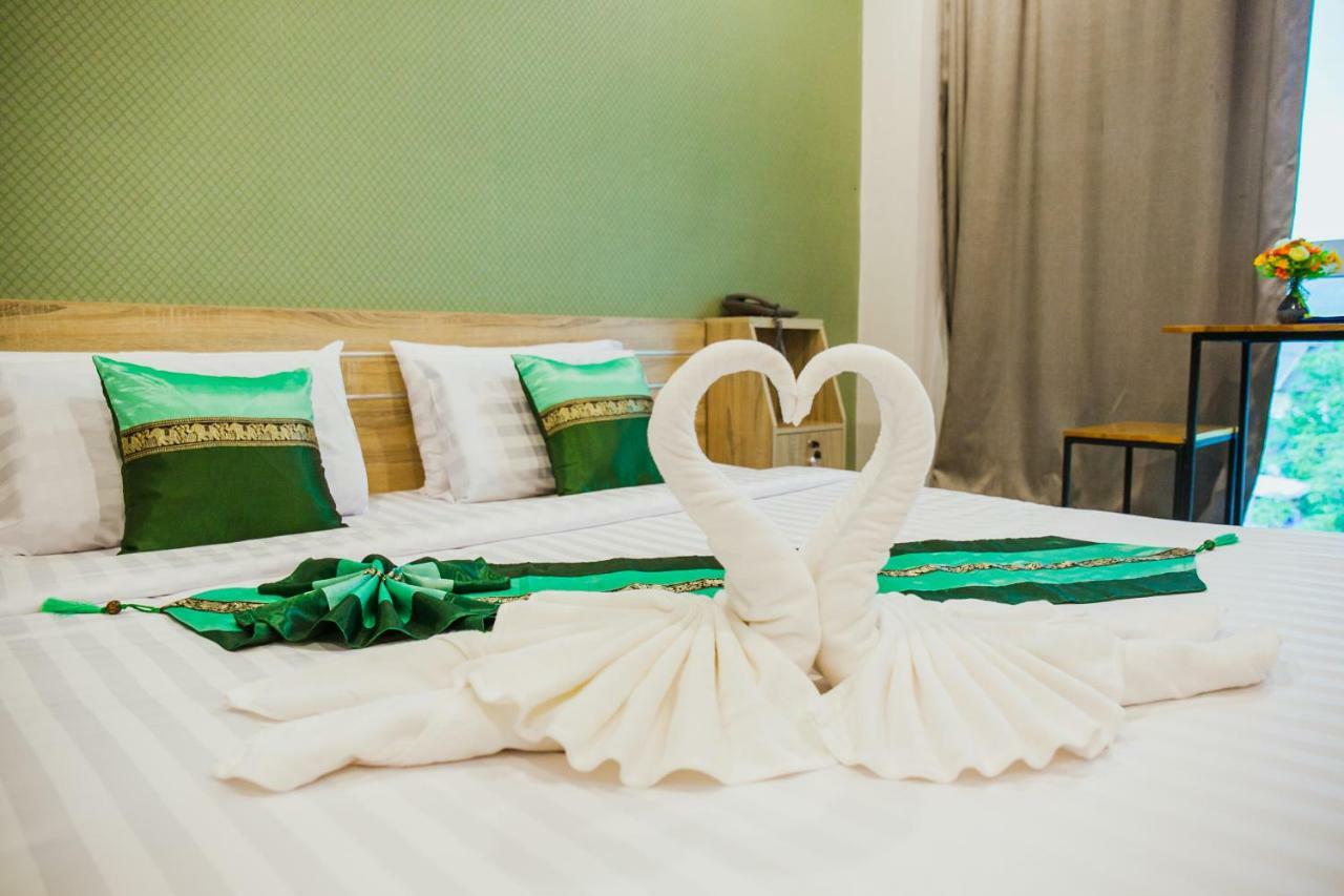 Km Hotel Чиангмай Екстериор снимка