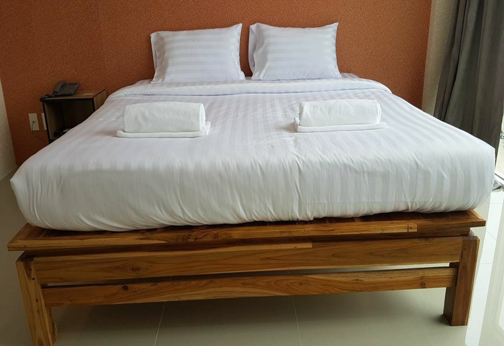 Km Hotel Чиангмай Екстериор снимка